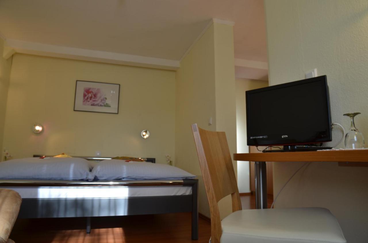 Hotel Konditorei Cafe Dora 뮨흐베르크 외부 사진